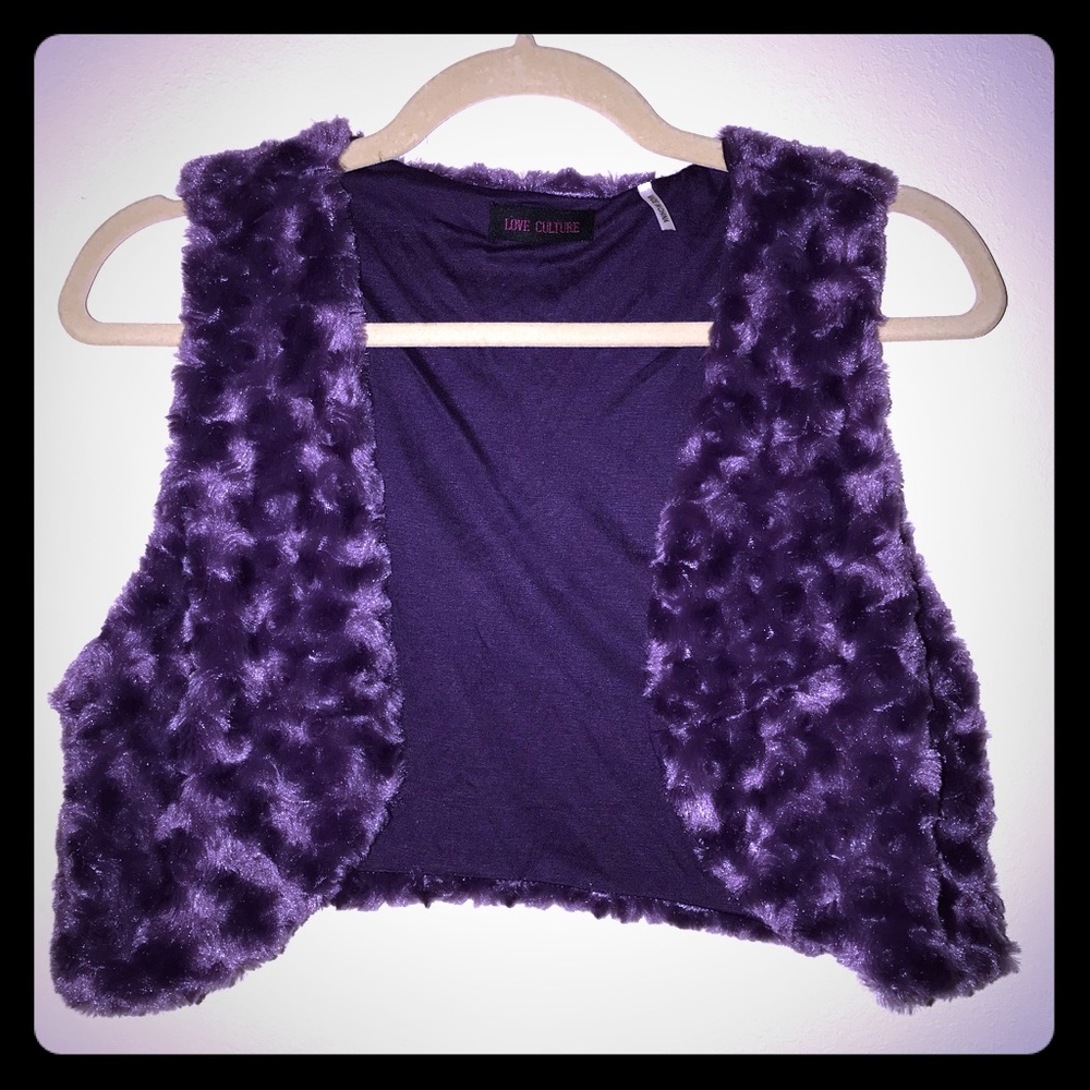 Love Culture purple fuzzy vest size L